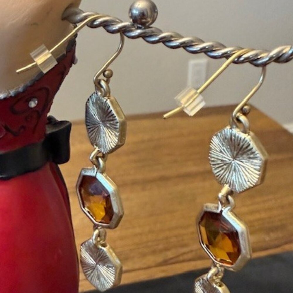 Lia Sophia "MINK" Earrings - Picture 3 of 7